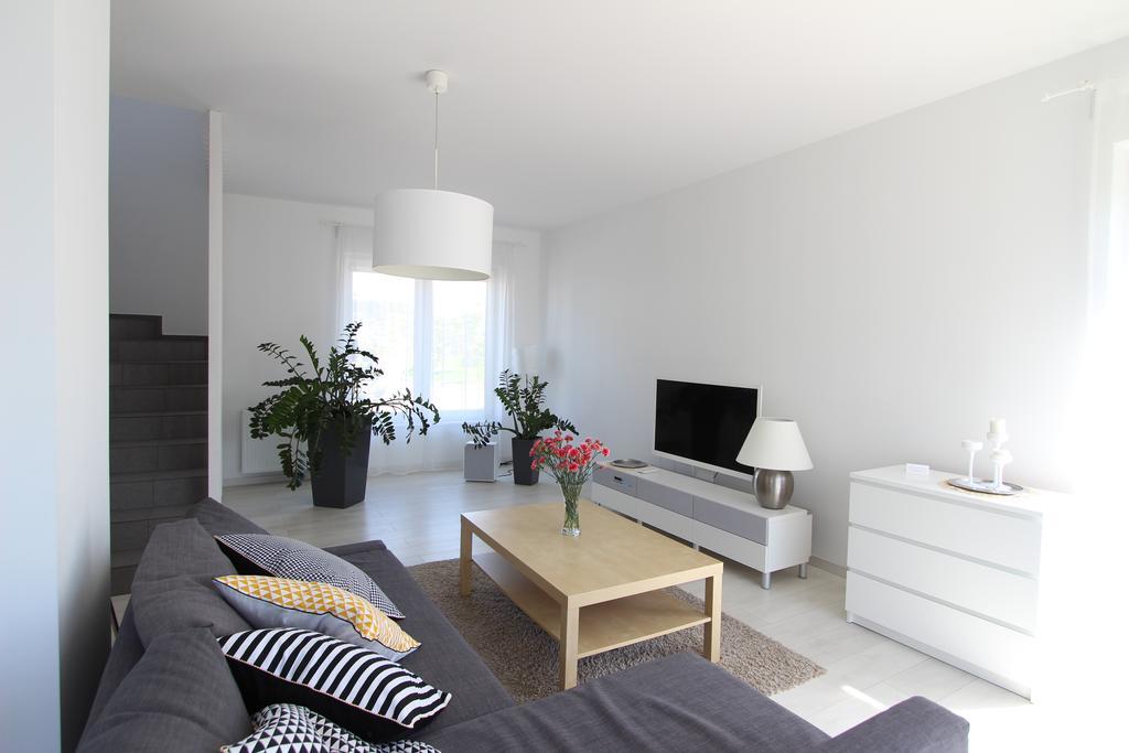 Equilibrium Apartments أوسترونيه مورسكية المظهر الخارجي الصورة