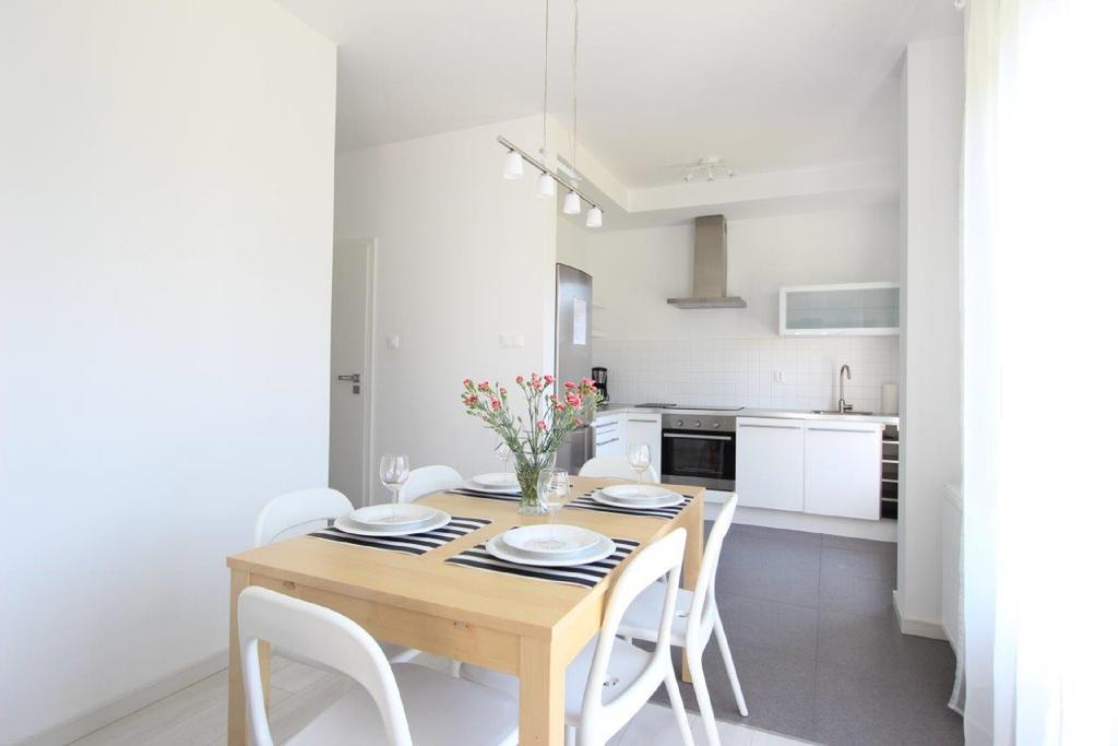 Equilibrium Apartments أوسترونيه مورسكية المظهر الخارجي الصورة
